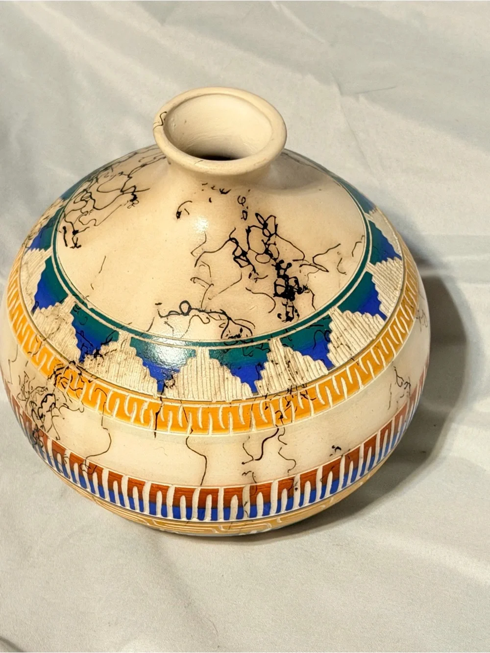 Mabeline Grey Navajo Horse Hair Pottery Vase Signed Southwestern Native Art